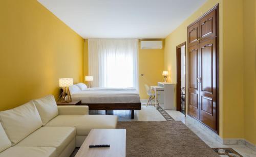 Hotel La Palmera Alhaurin el Grande Ngoại thất bức ảnh